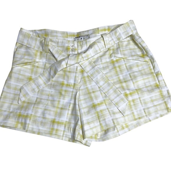Nike Golf women’s Dri-fit shorts with belt size 12 - Picture 1 of 9